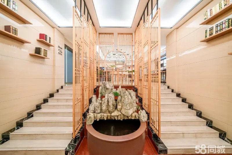 （转让）汇川区人民路临街二楼酒店转让（价格面议）